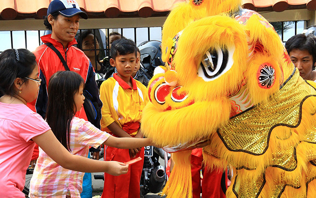 chinese new year celebration video for kids