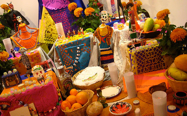 The Meaning Behind Six Objects on Día de los Muertos Altars, Travel