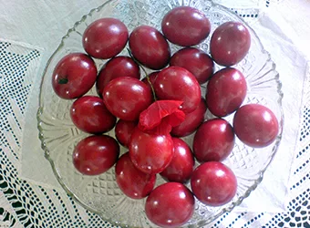 A platter with red Easter eggs.