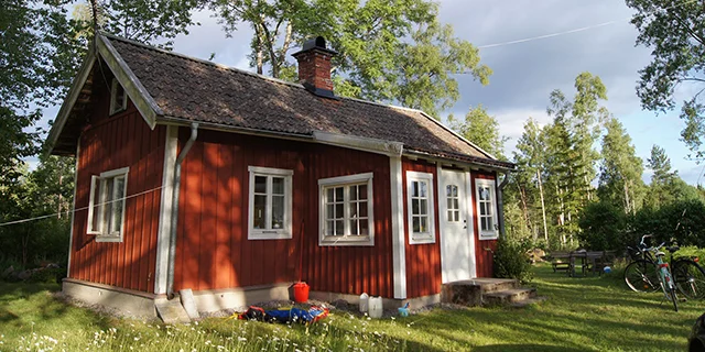 A typical summer house (stuga). Very common place that hosts the Swedish Midsommar feasts.